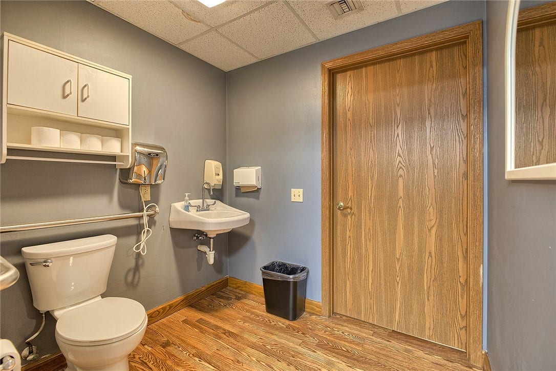 911 Ligonier St, Suites 205&206, Latrobe, PA 15650