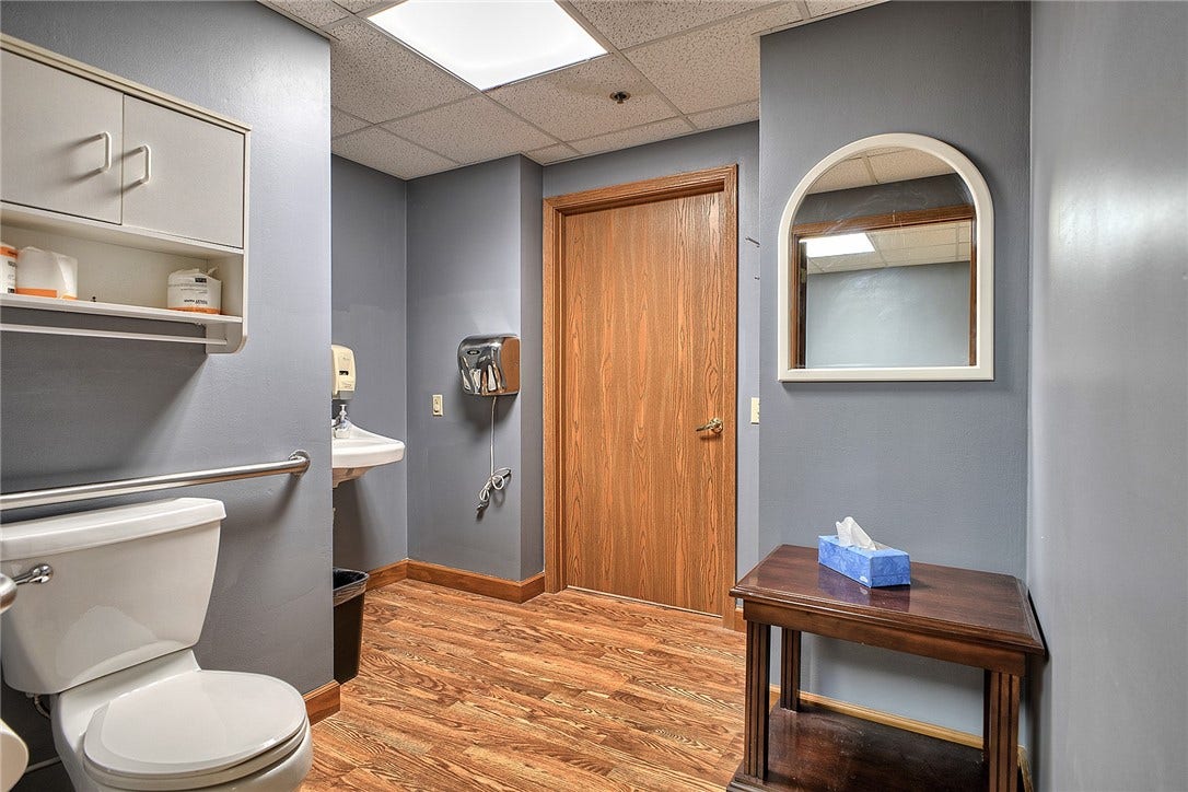 911 Ligonier St, Suites 205&206, Latrobe, PA 15650