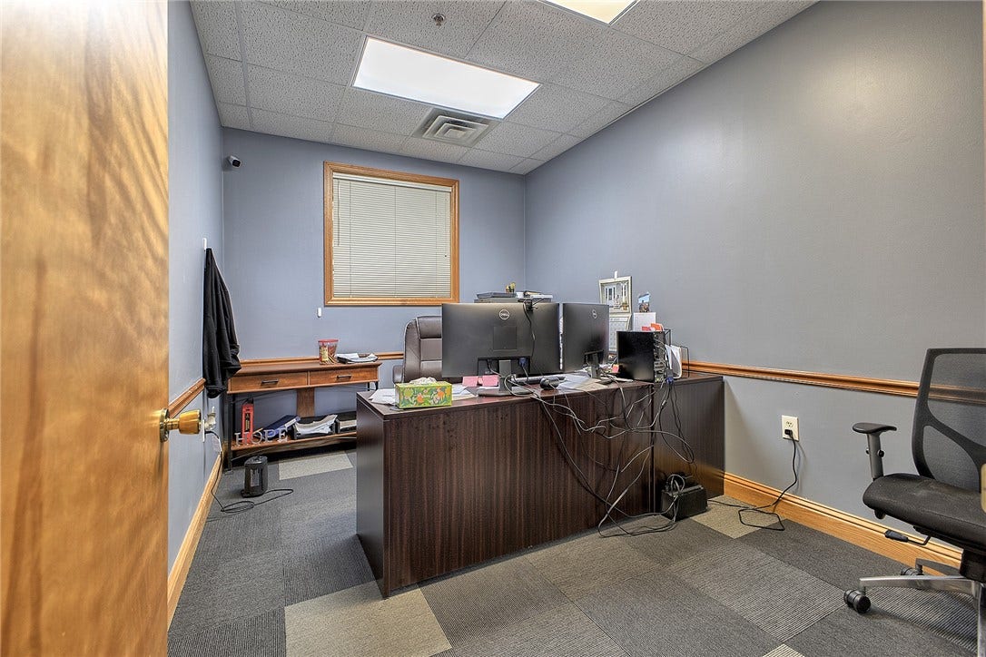 911 Ligonier St, Suites 205&206, Latrobe, PA 15650