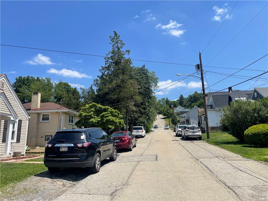 304 Fell St, Belle Vernon, PA 15012