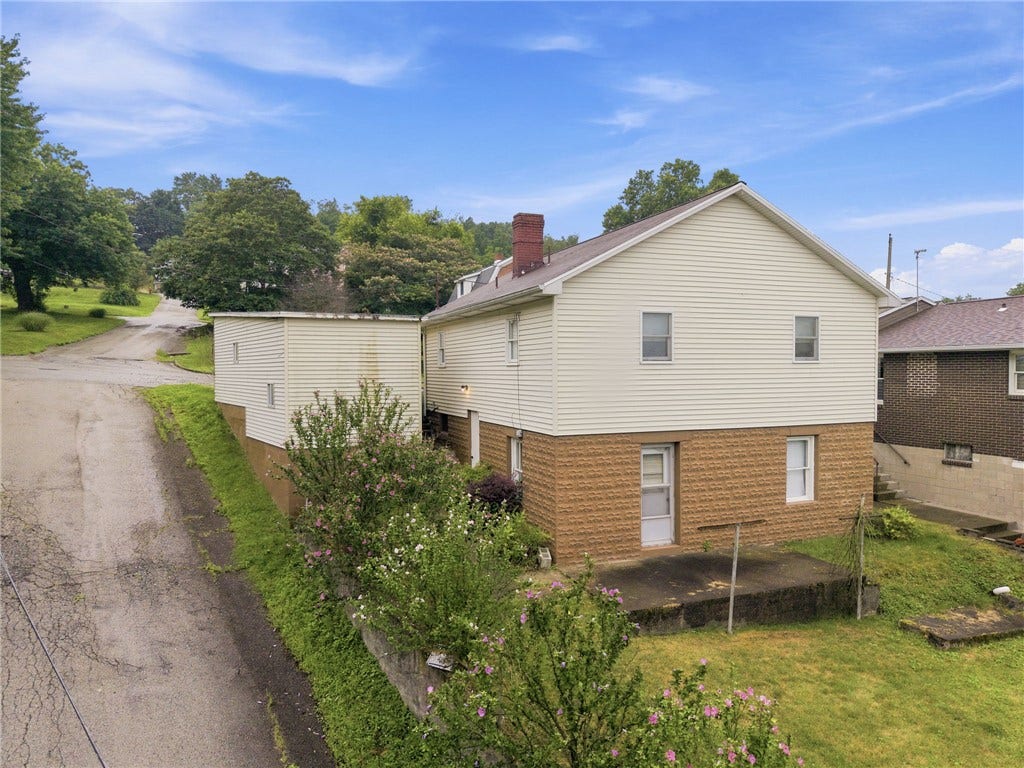 601 Highland Avenue, Jeannette, PA 15644
