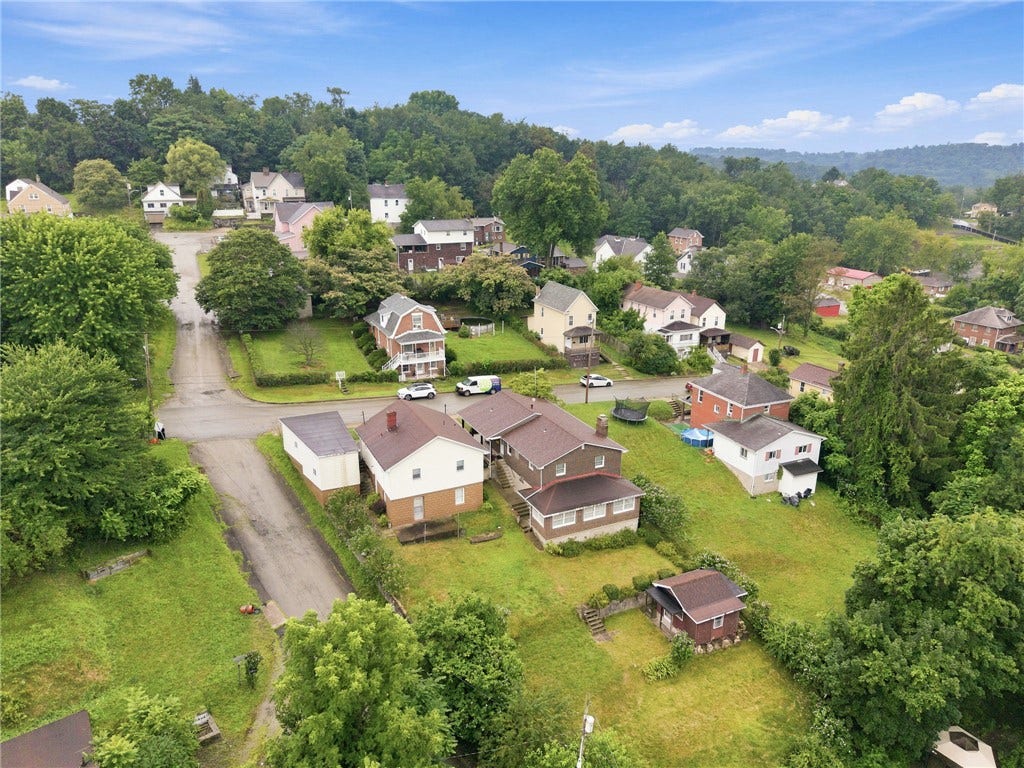 601 Highland Avenue, Jeannette, PA 15644