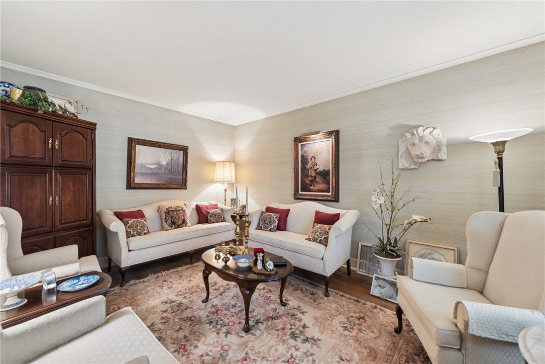 305-307 S 6TH ST, West Newton, PA 15089