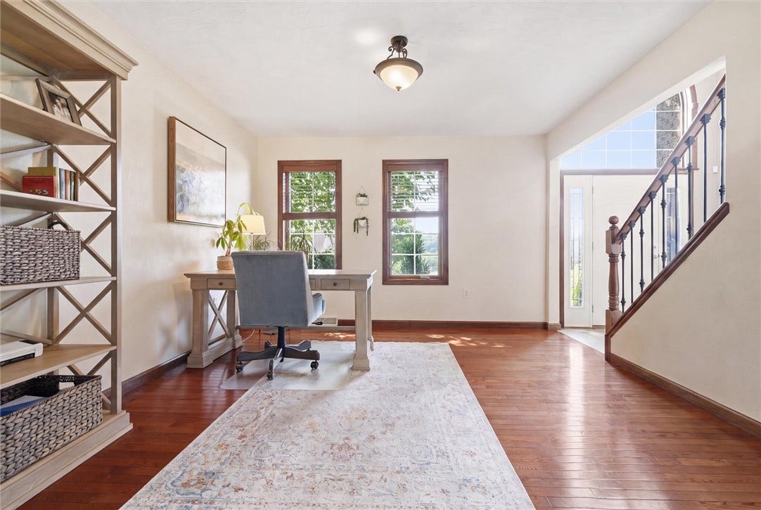 13x12 Flex Space / Living Room Open to Foyer - Currently Used as a Home Office.