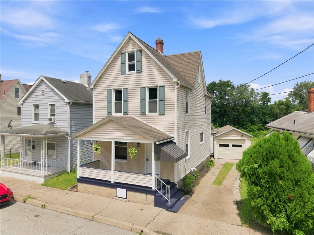608 Miller Street, Latrobe, PA 15650