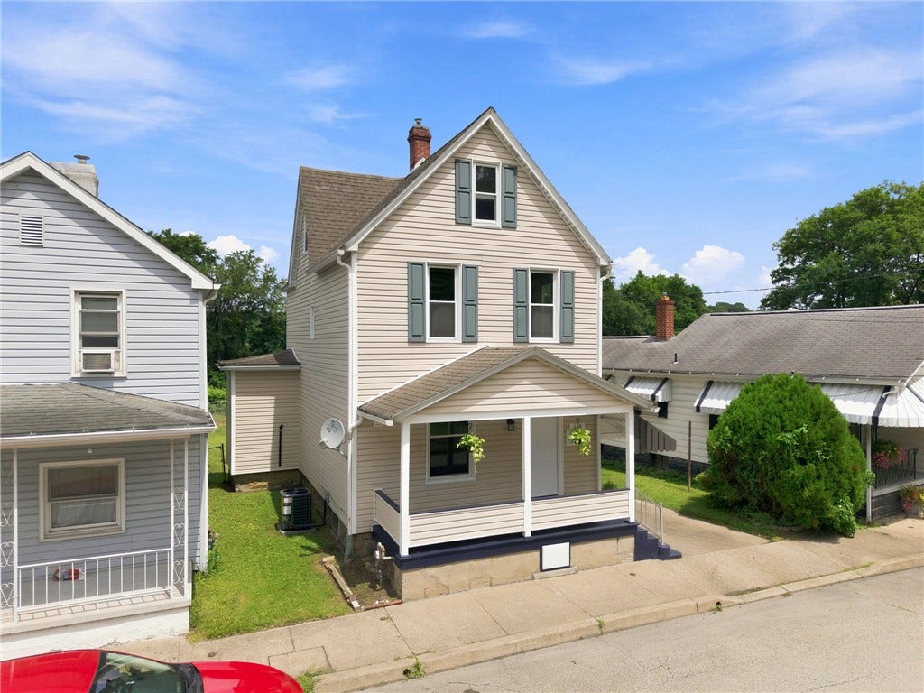 608 Miller Street, Latrobe, PA 15650