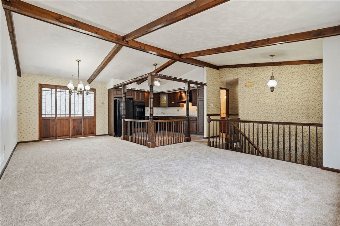 145 Karen Dr, Elizabeth, PA 15037