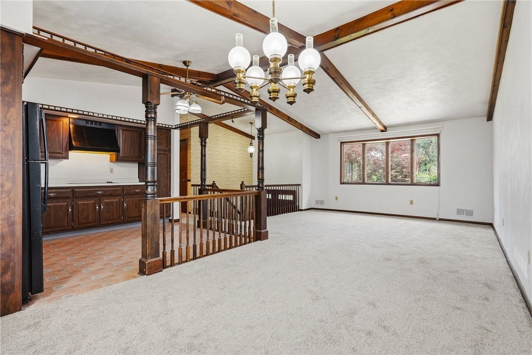 145 Karen Dr, Elizabeth, PA 15037