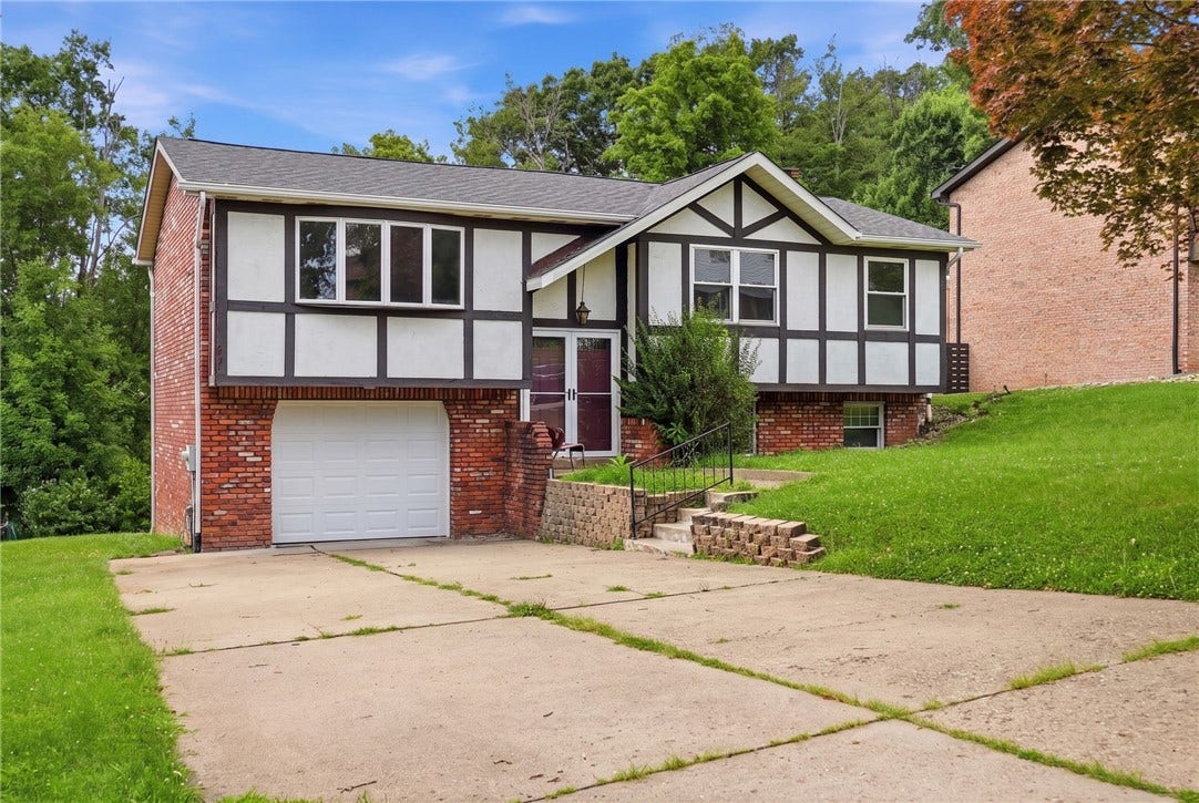 145 Karen Dr, Elizabeth, PA 15037