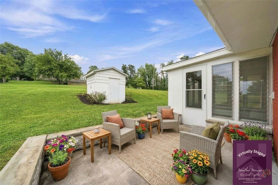 **Staged to show possible use**