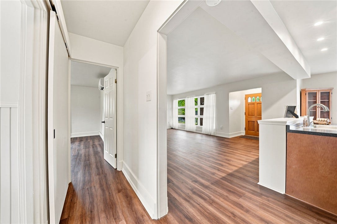 402 Pierce St, Latrobe, PA 15650