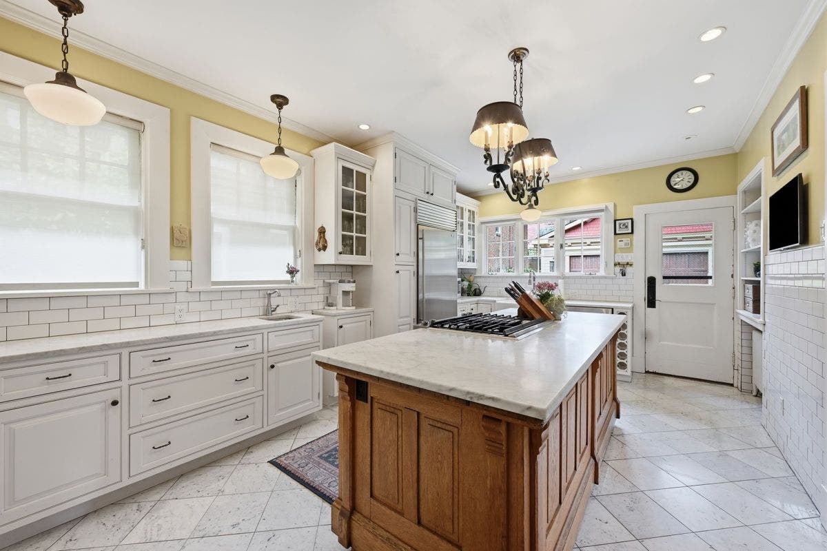 1270 Beechwood Boulevard, Pittsburgh, PA 15206
