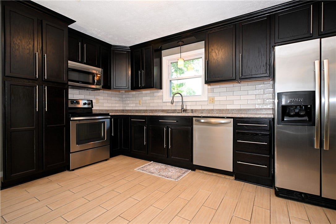 217 Vernon Ave, Belle Vernon, PA 15012