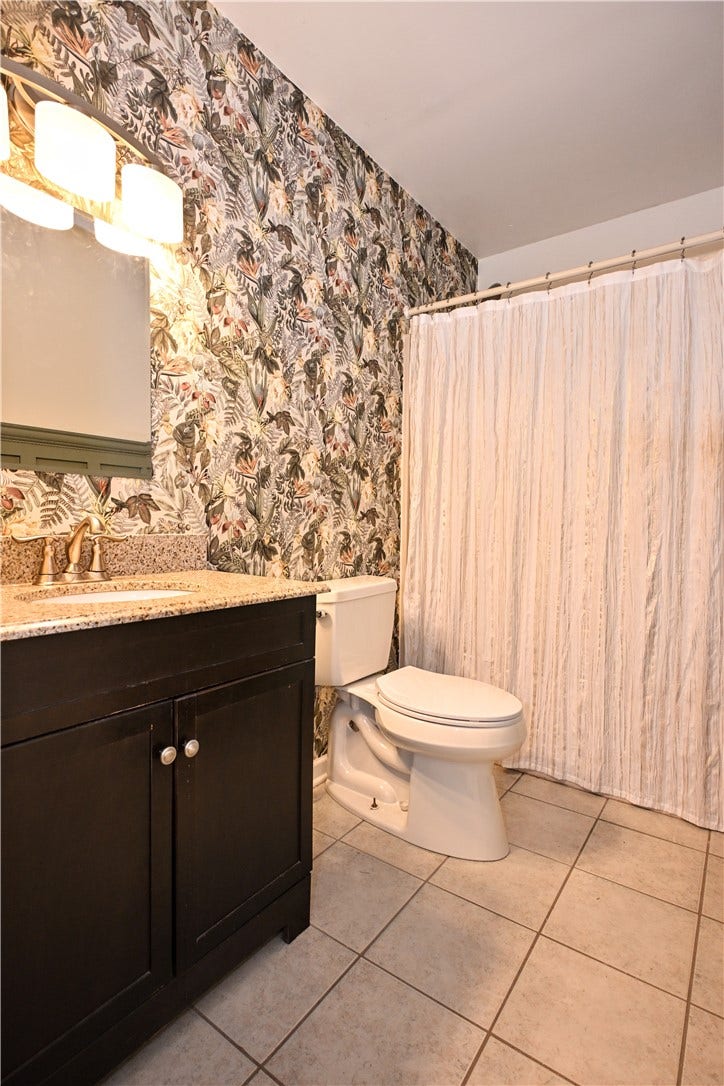 217 Vernon Ave, Belle Vernon, PA 15012