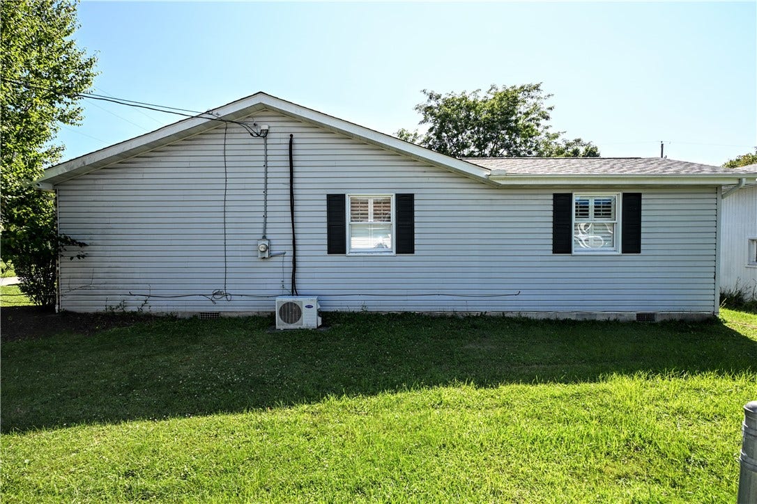 217 Vernon Ave, Belle Vernon, PA 15012
