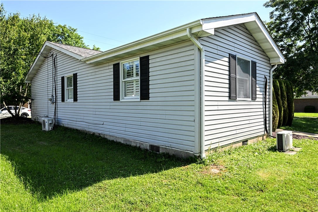 217 Vernon Ave, Belle Vernon, PA 15012