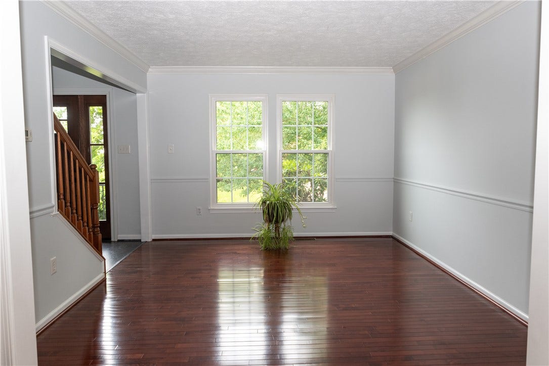 175 Valley View Dr, Belle Vernon, PA 15012