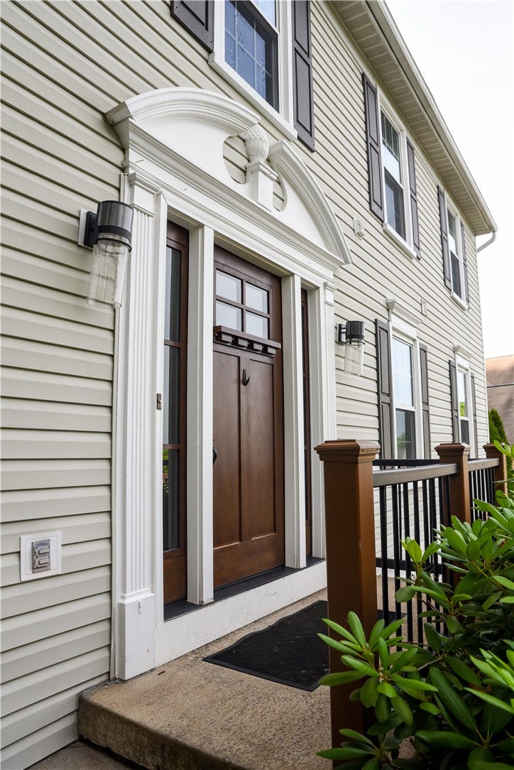 175 Valley View Dr, Belle Vernon, PA 15012