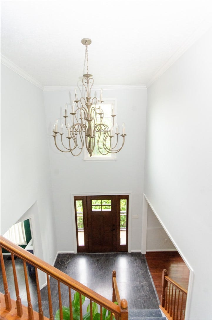 175 Valley View Dr, Belle Vernon, PA 15012