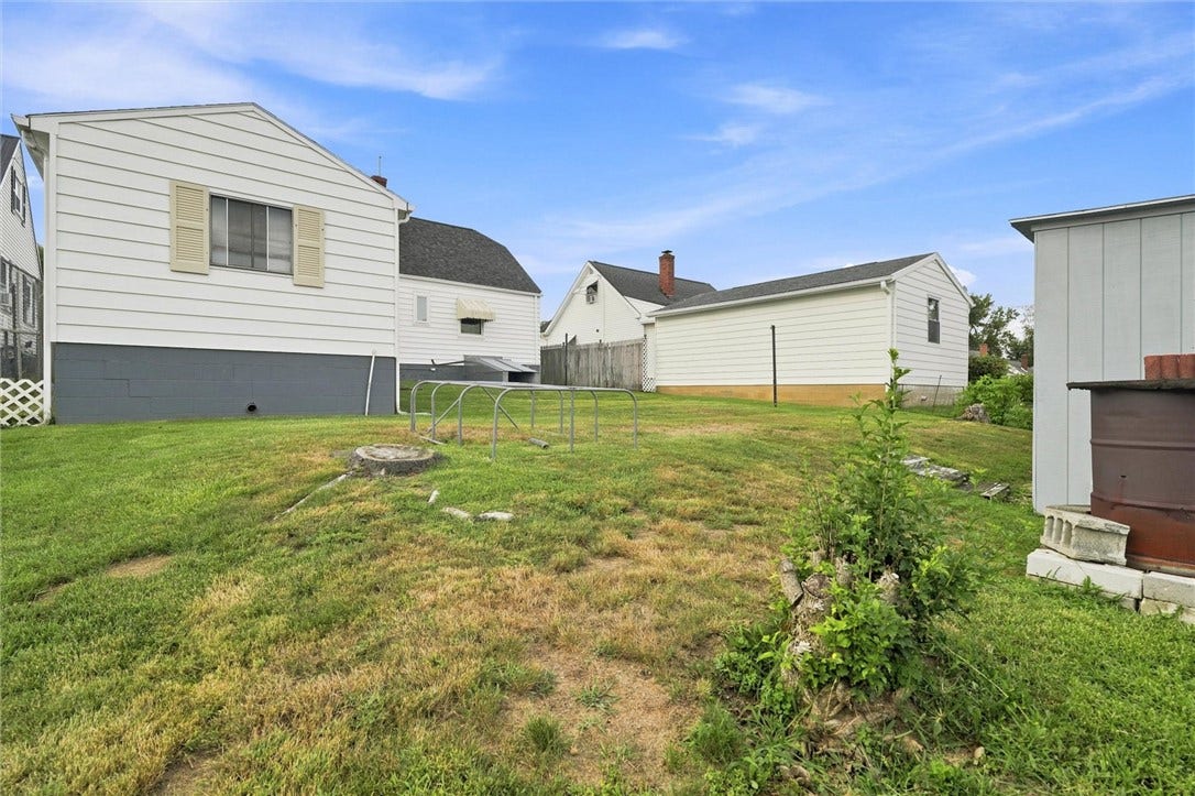 207 Westwood Ave, Masontown, PA 15461