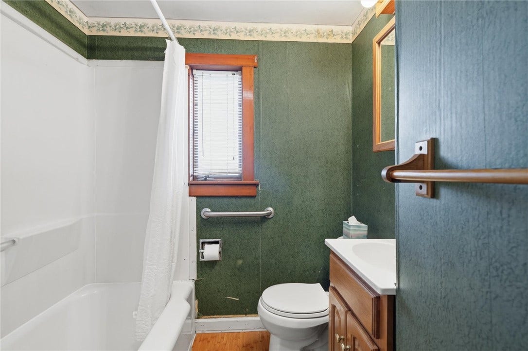 207 Westwood Ave, Masontown, PA 15461