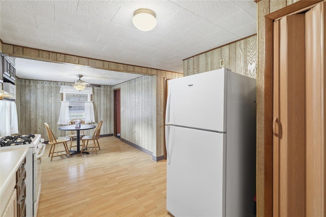 207 Westwood Ave, Masontown, PA 15461