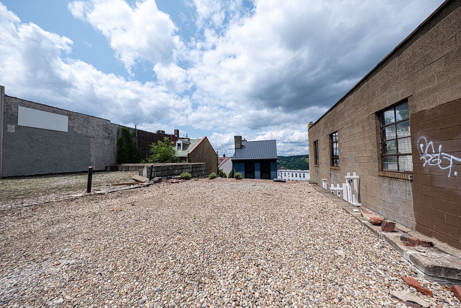 952 Herron Avenue, Pittsburgh, PA 15219 Wow! Off street parking in the middle of the city!!