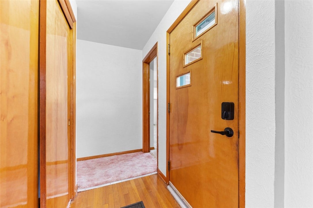 1522 Oak St, Greensburg, PA 15601