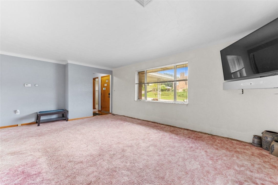 1522 Oak St, Greensburg, PA 15601