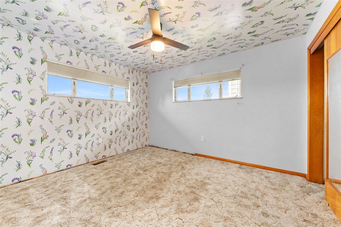 1522 Oak St, Greensburg, PA 15601