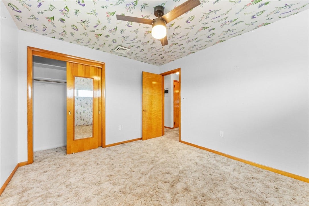 1522 Oak St, Greensburg, PA 15601