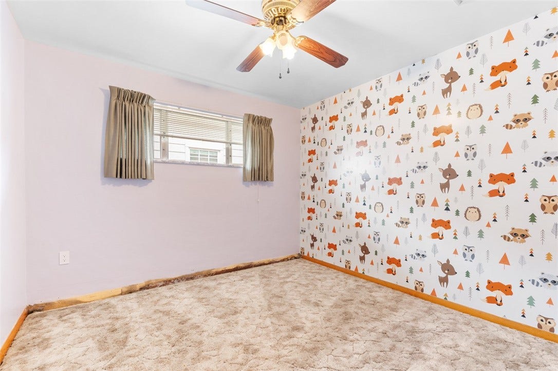 1522 Oak St, Greensburg, PA 15601
