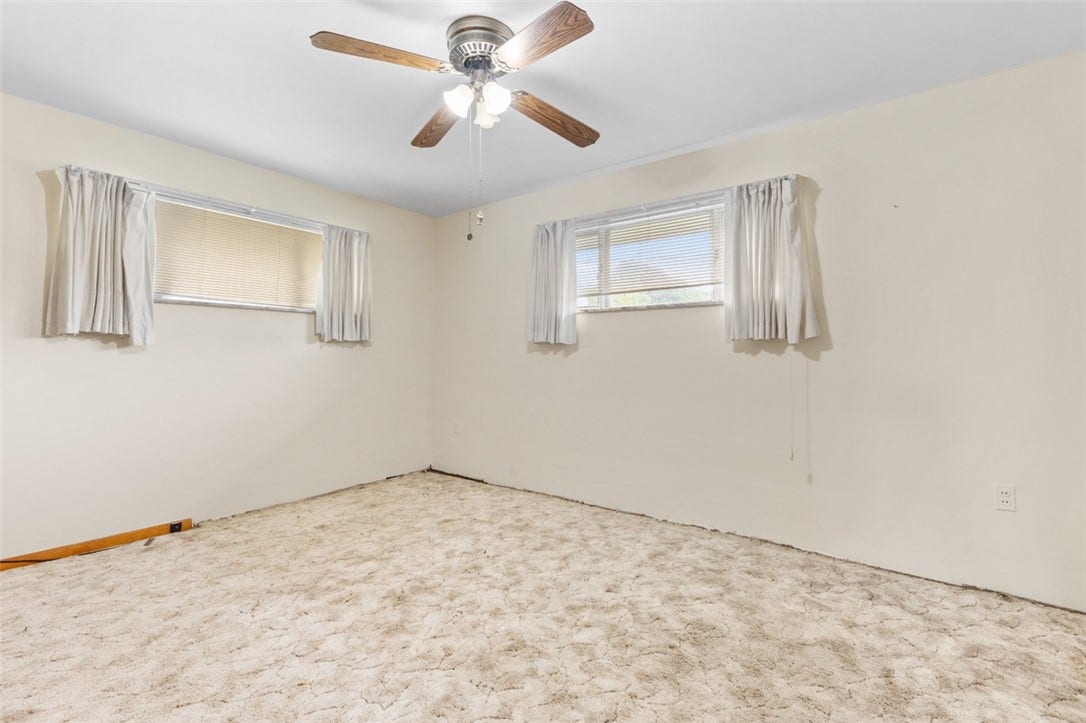 1522 Oak St, Greensburg, PA 15601