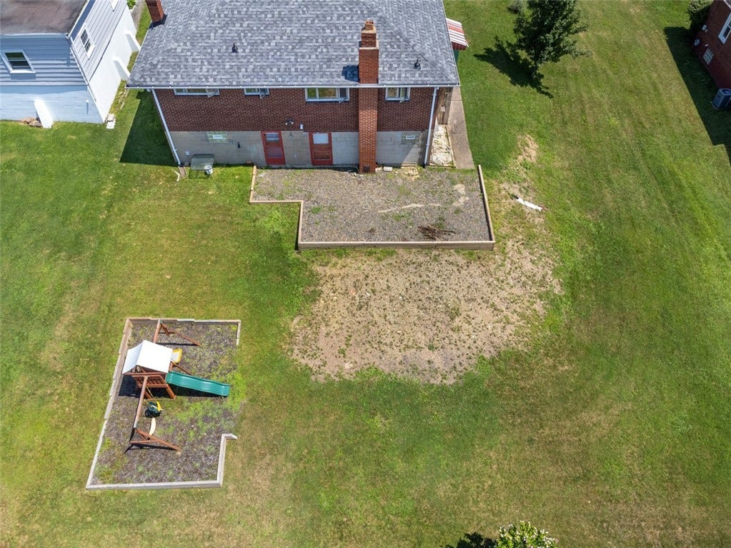1522 Oak St, Greensburg, PA 15601