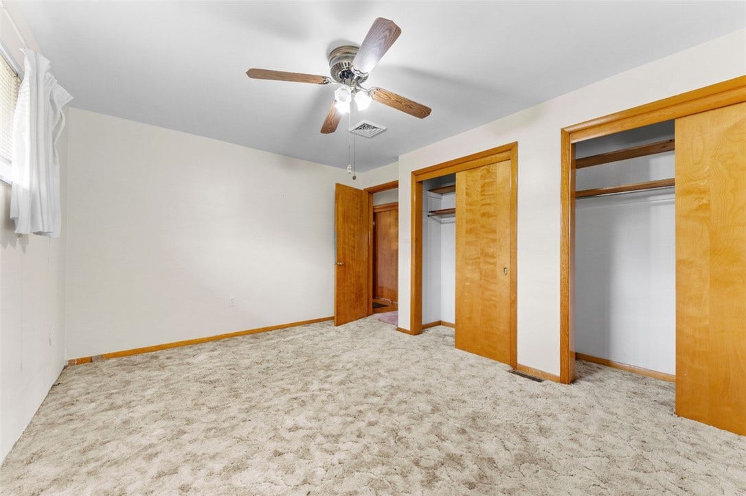 1522 Oak St, Greensburg, PA 15601