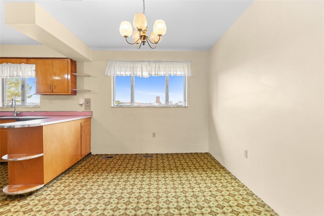 1522 Oak St, Greensburg, PA 15601