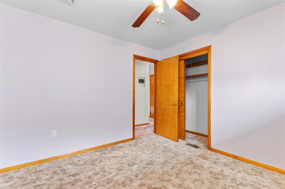 1522 Oak St, Greensburg, PA 15601