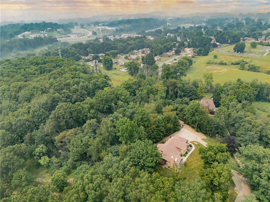 9A1A Farmington Pl, Greensburg, PA 15601
