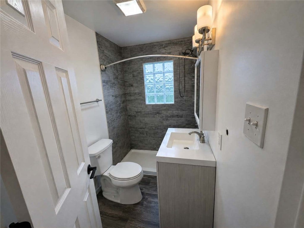 11384 James Street, North Huntingdon, PA 15642