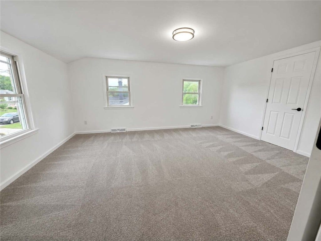 11384 James Street, North Huntingdon, PA 15642