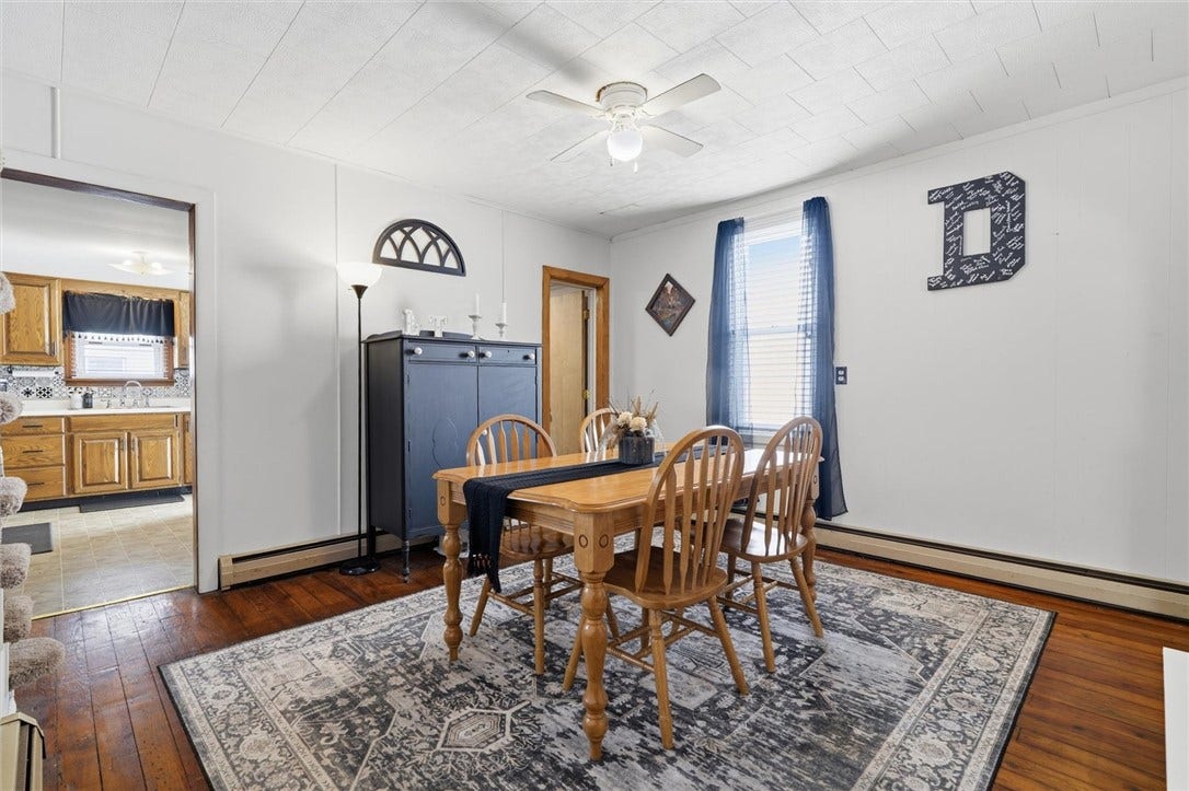 Full Bath off of Dining Room