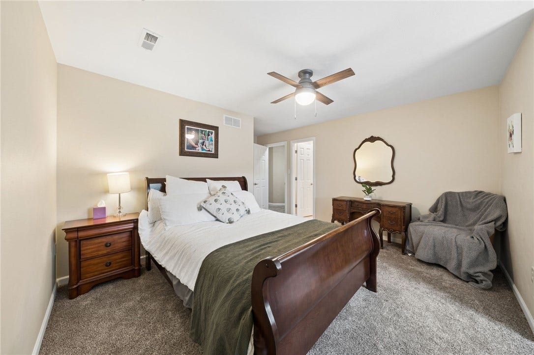 6 Crystol Ct, Irwin, PA 15642 6 Crystol Ct, Irwin, PA 15642