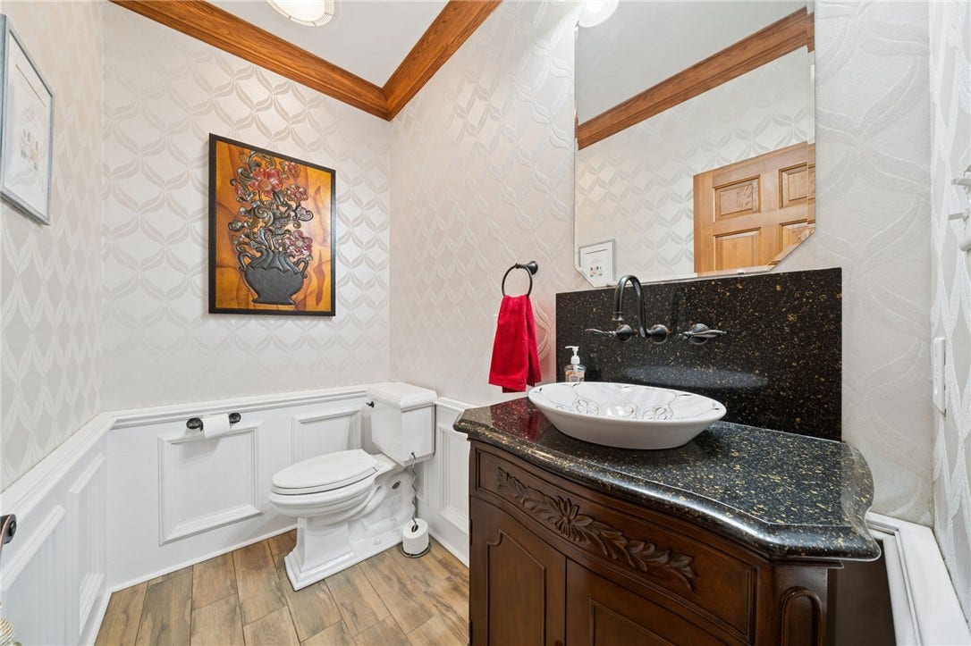 6 Crystol Ct, Irwin, PA 15642 6 Crystol Ct, Irwin, PA 15642
