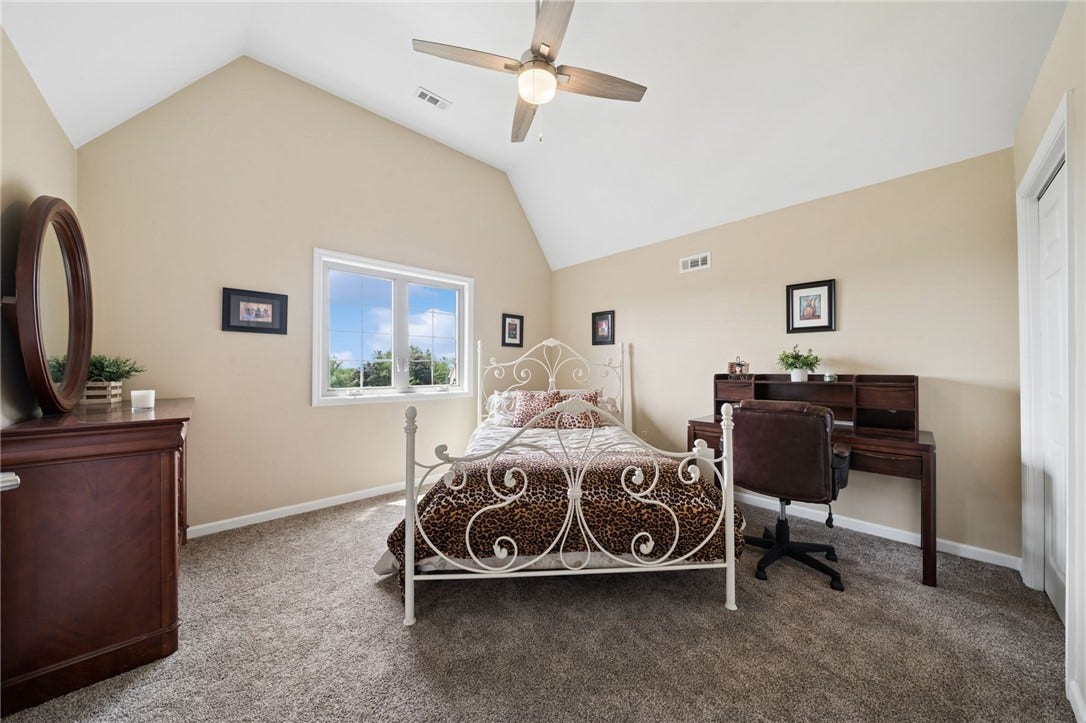 6 Crystol Ct, Irwin, PA 15642 6 Crystol Ct, Irwin, PA 15642