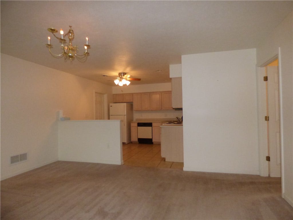 317 Allandale Dr, Bethel Park, PA 15102