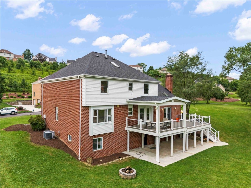 5517 Saddlebrook Drive, Bethel Park, PA 15102