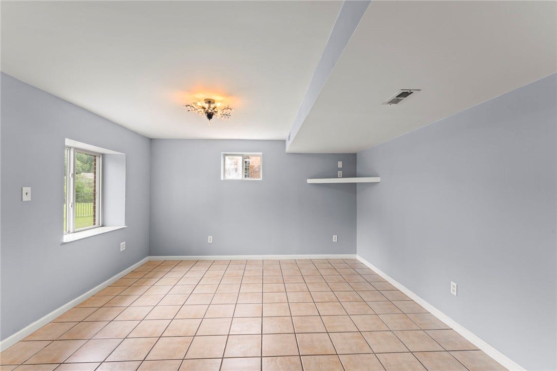 5517 Saddlebrook Drive, Bethel Park, PA 15102