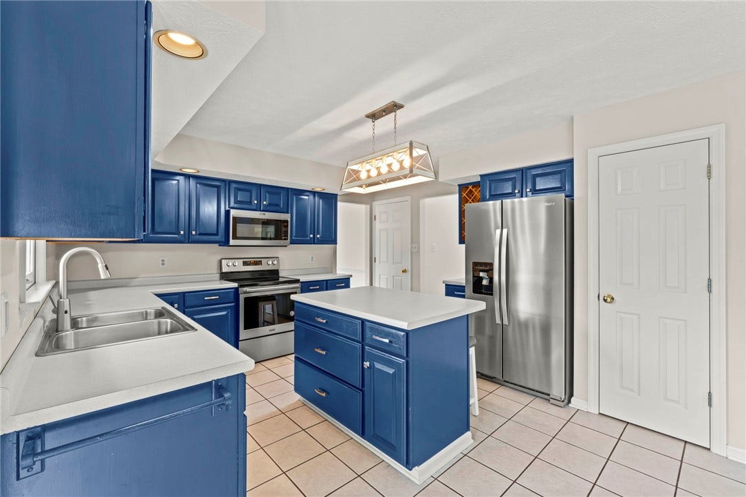 5517 Saddlebrook Drive, Bethel Park, PA 15102