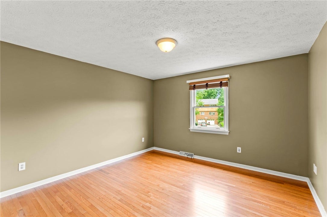 5517 Saddlebrook Drive, Bethel Park, PA 15102