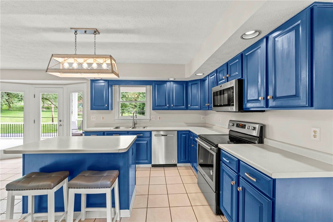5517 Saddlebrook Drive, Bethel Park, PA 15102